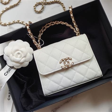 chanel 23p clutch with chain|Chanel classic clutch with chain.